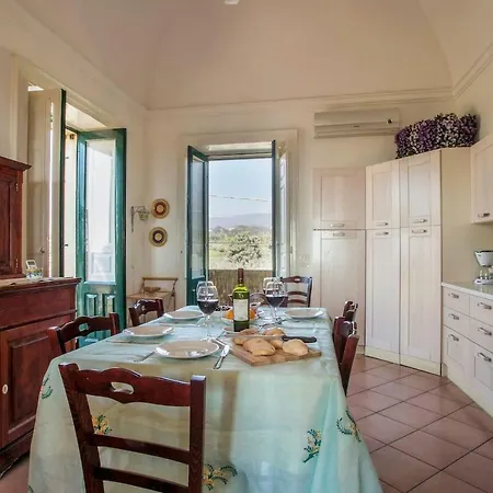 Praiola - Exclusive Seafacing Mansion With Pool And Jacuzzi