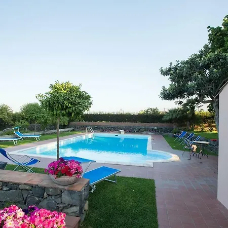 Praiola - Exclusive Seafacing Mansion With Pool And Jacuzzi San Leonardello