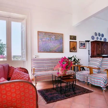 Praiola - Exclusive Seafacing Mansion With Pool And Jacuzzi