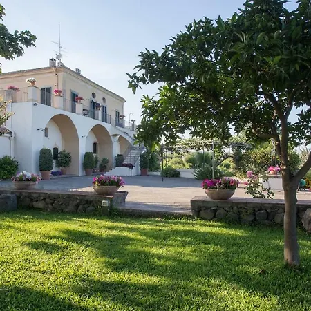 Praiola - Exclusive Seafacing Mansion With Pool And Jacuzzi San Leonardello