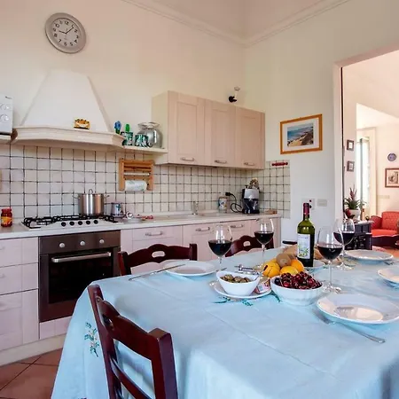 Βίλα Praiola - Exclusive Seafacing Mansion With Pool And Jacuzzi